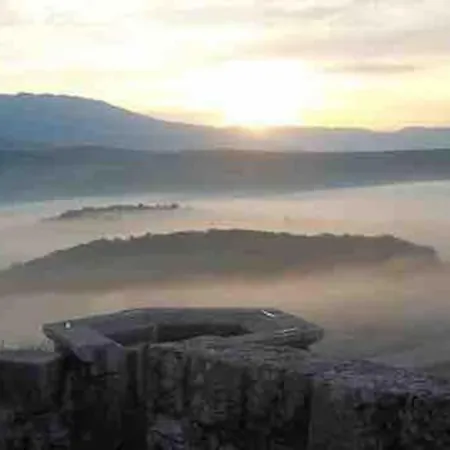 Old Town - Bambo Knin