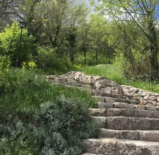 Old Town - Bambo * Knin