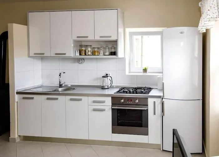 Old Town - Bambo * Knin